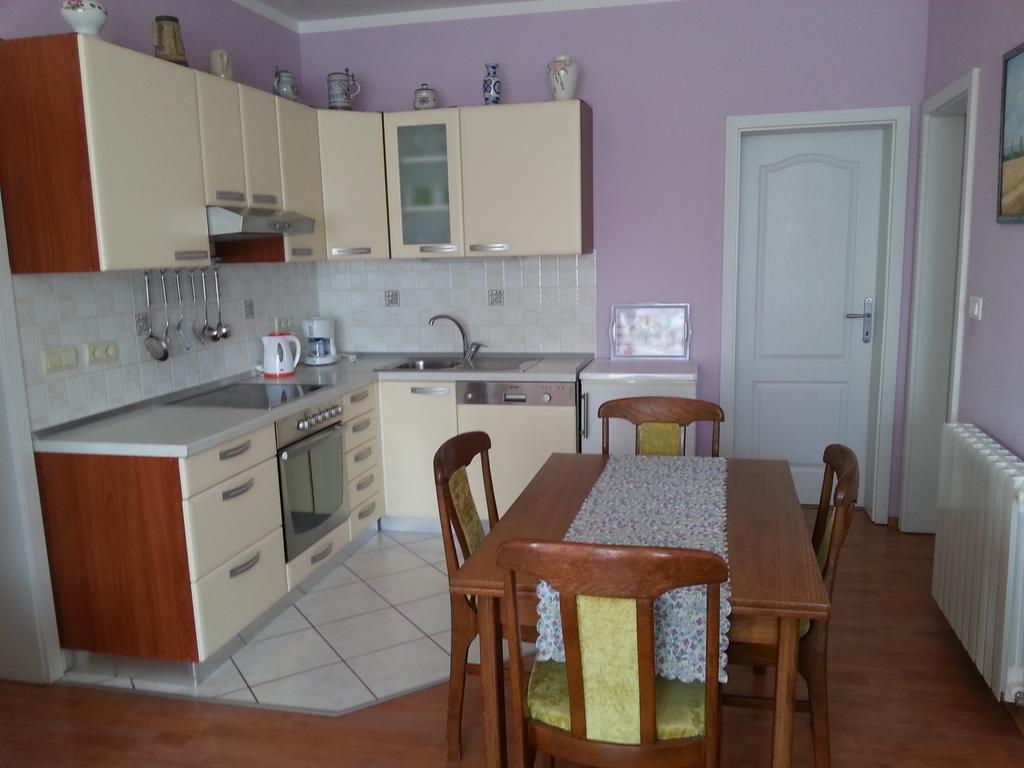 Bluegum Apartments Ližnjan 객실 사진