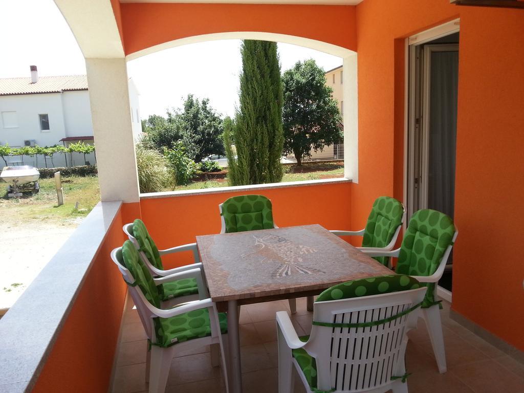 Bluegum Apartments Ližnjan 객실 사진
